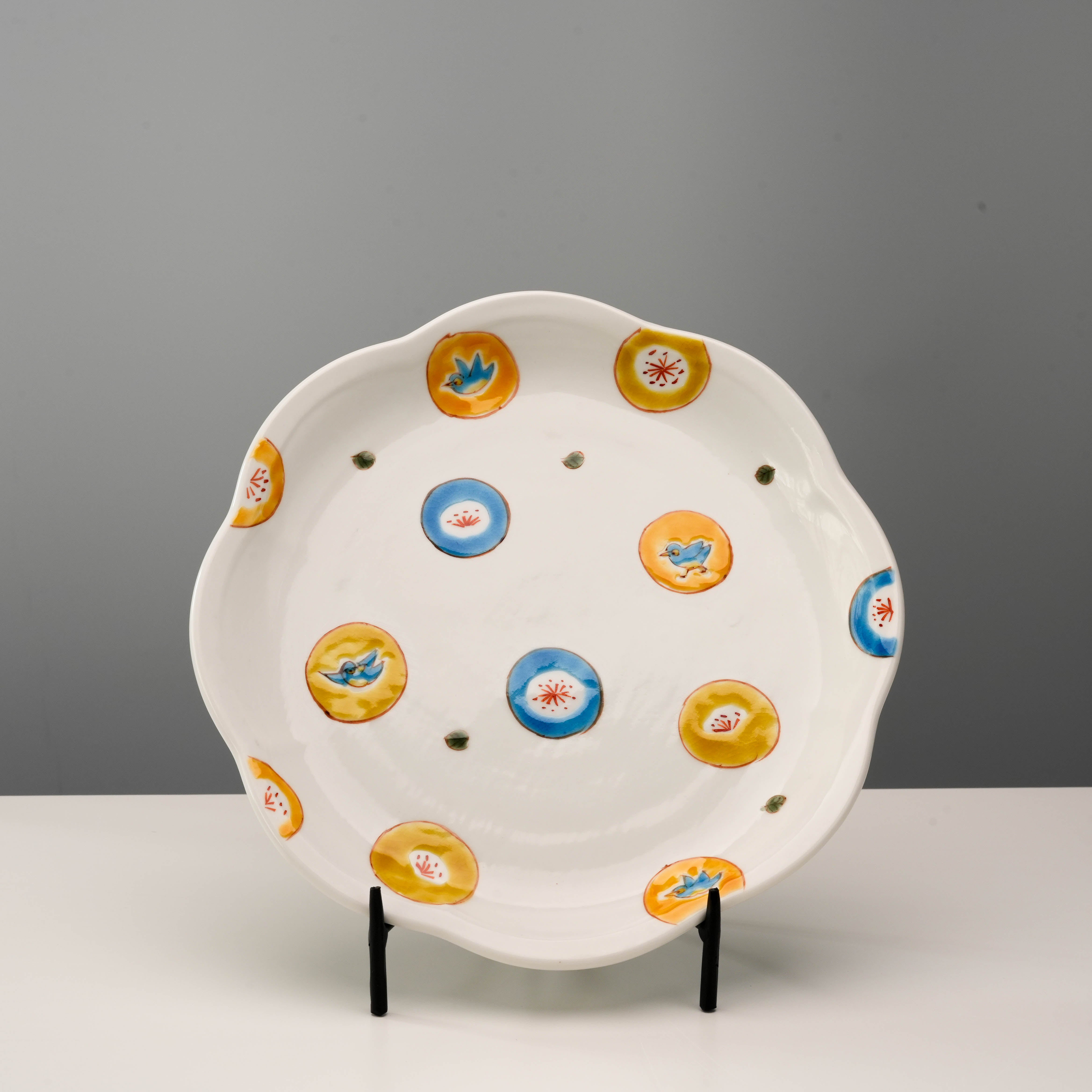 Scalloped Decor Plate