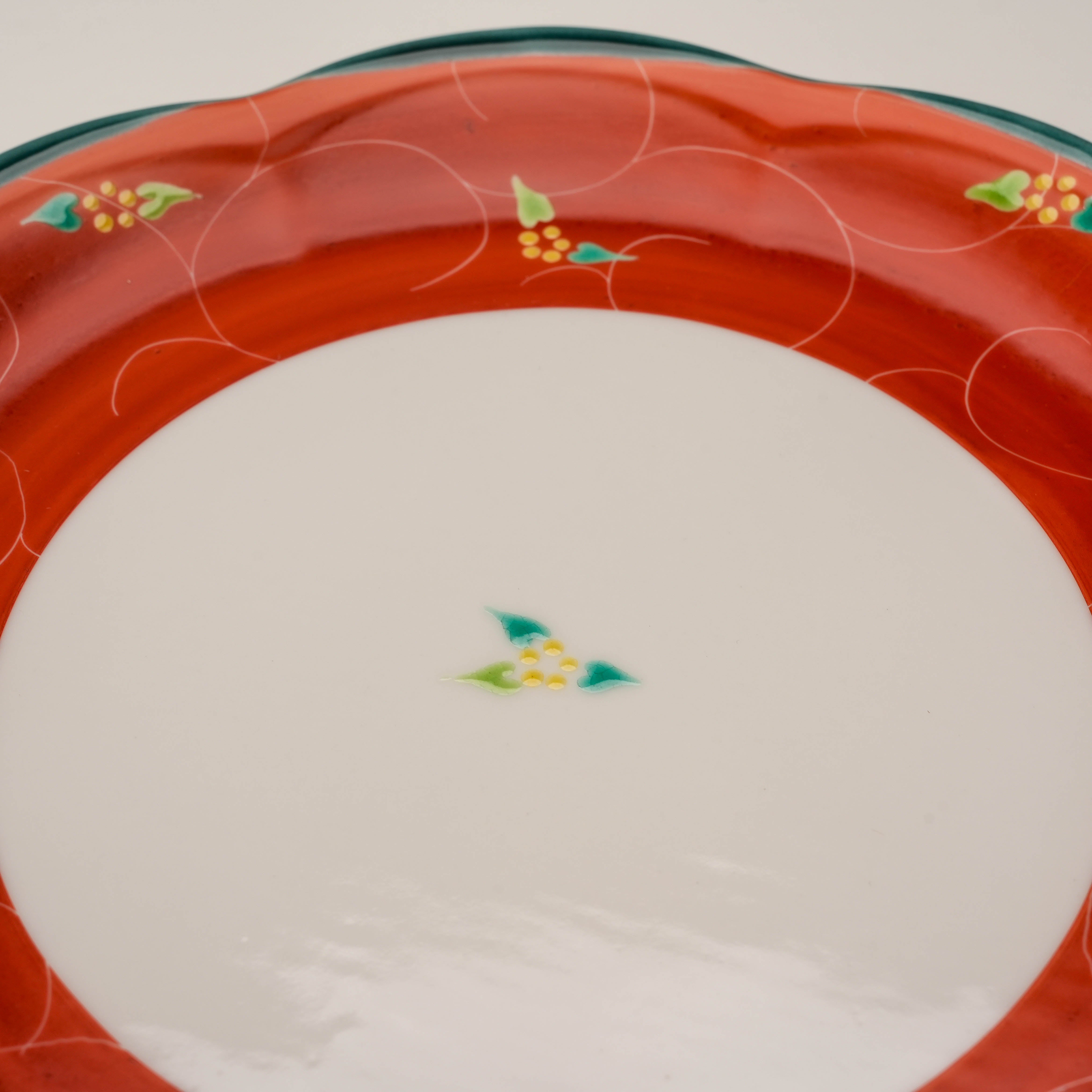 Scalloped Decorative Plate