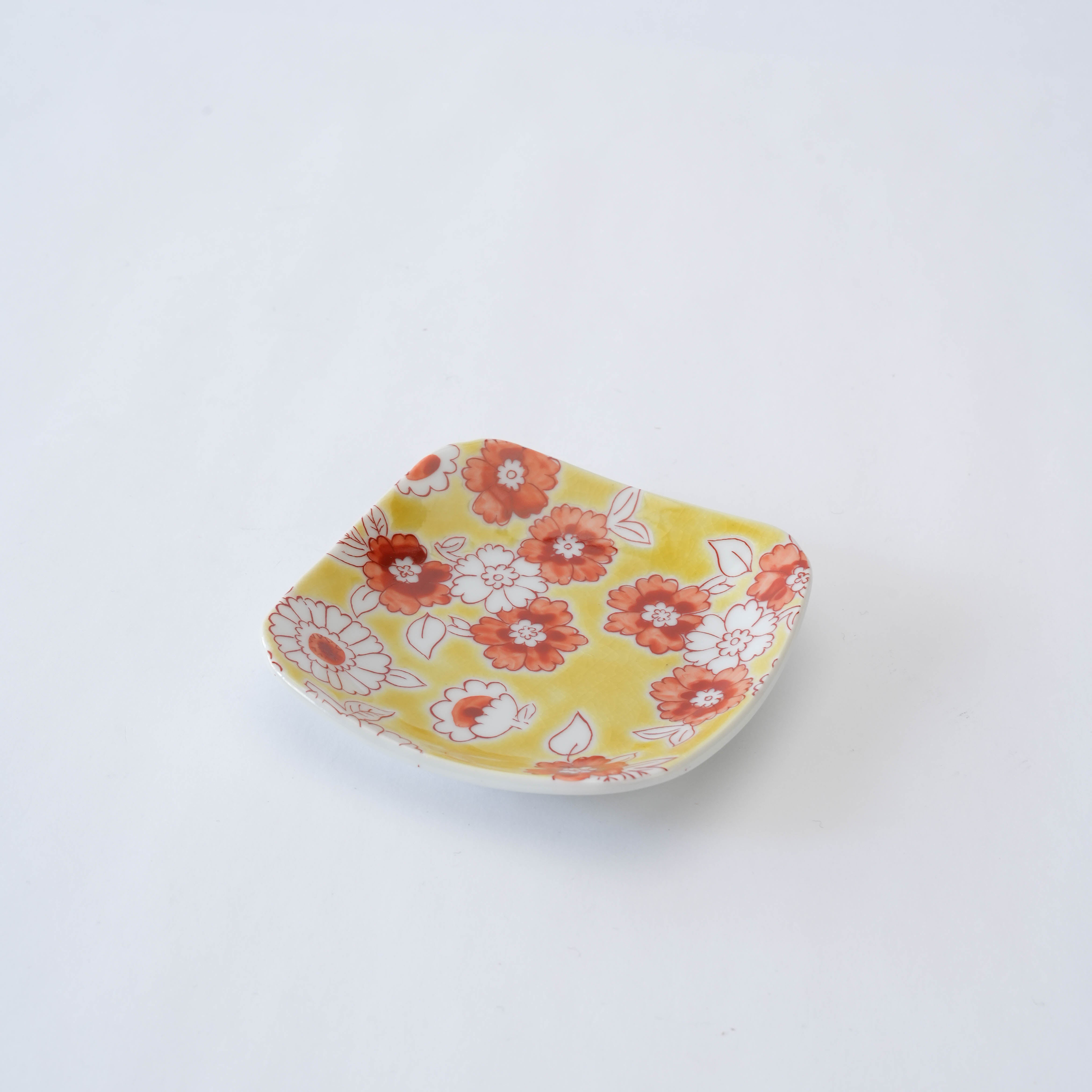 Floral curved trinket dish
